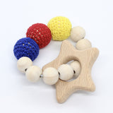 Bijtring met houten figuurtje - Klein Atelier