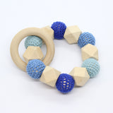 Bijtring met hexagoon en omhaakte kralen - Klein Atelier