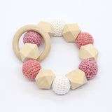 Bijtring met hexagoon en omhaakte kralen - Klein Atelier